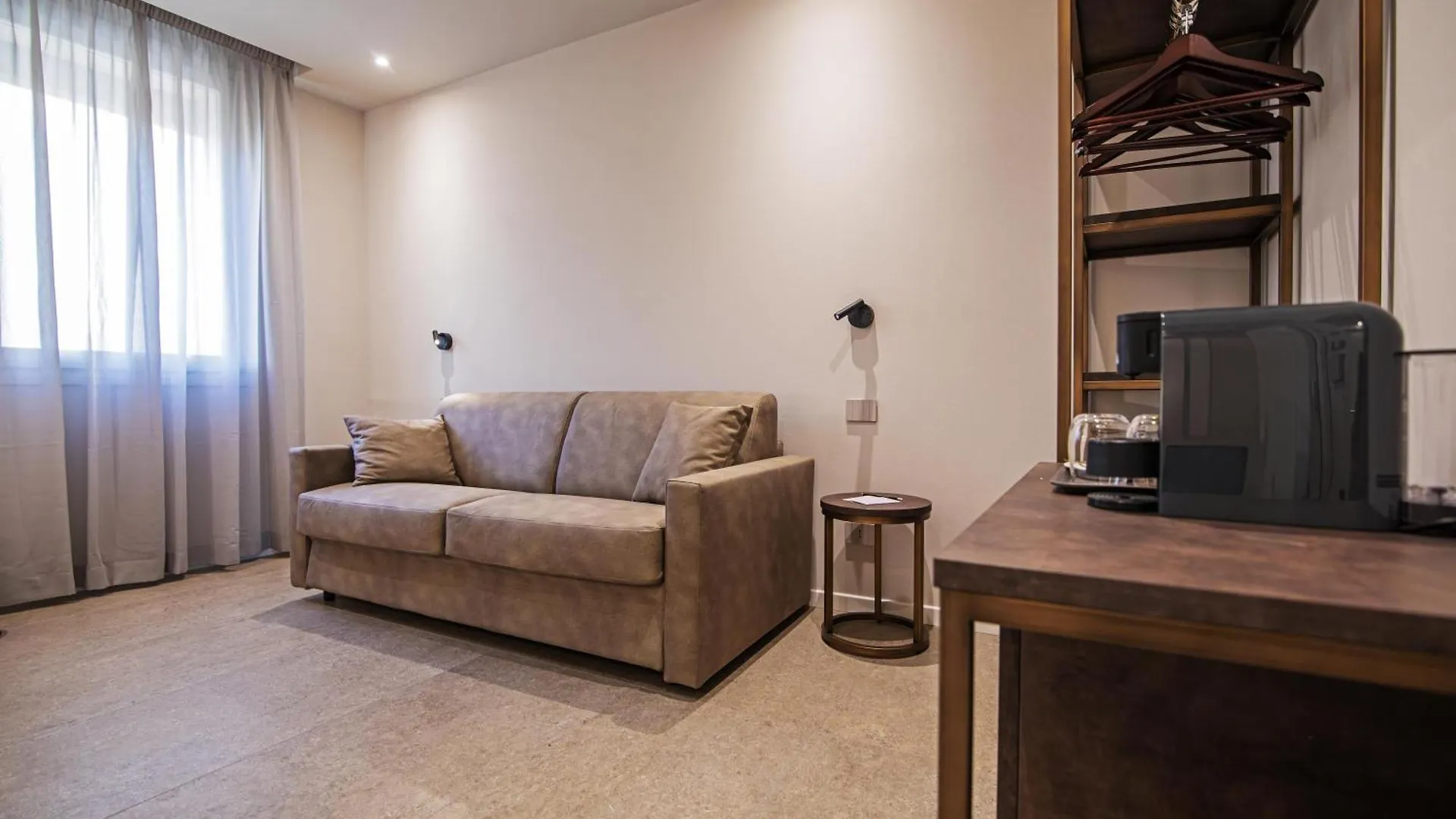 Modena Relax Luxury Rent Rooms Guest house