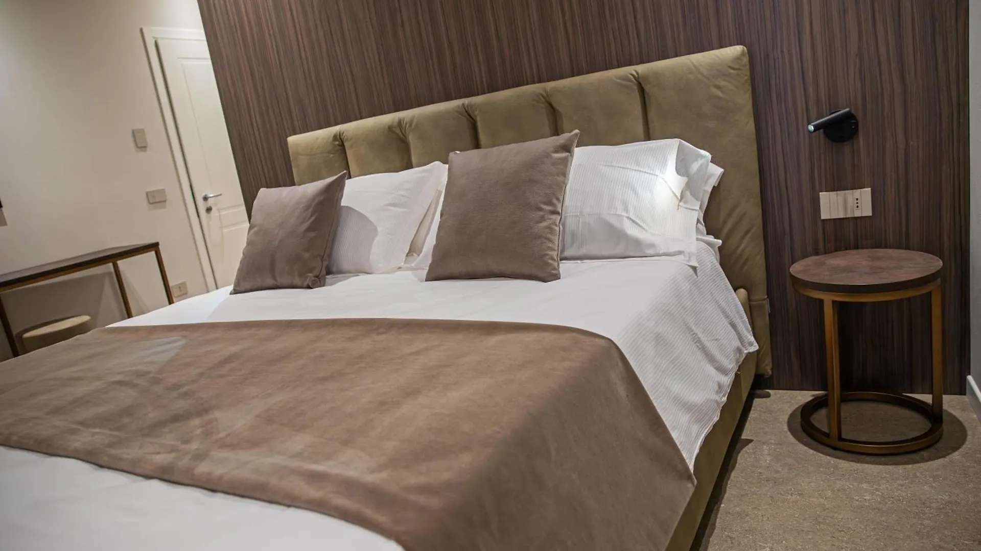 Modena Relax Luxury Rent Rooms 0*,  Italy