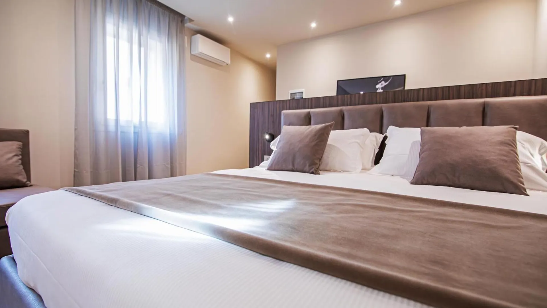 Modena Relax Luxury Rent Rooms Guest house