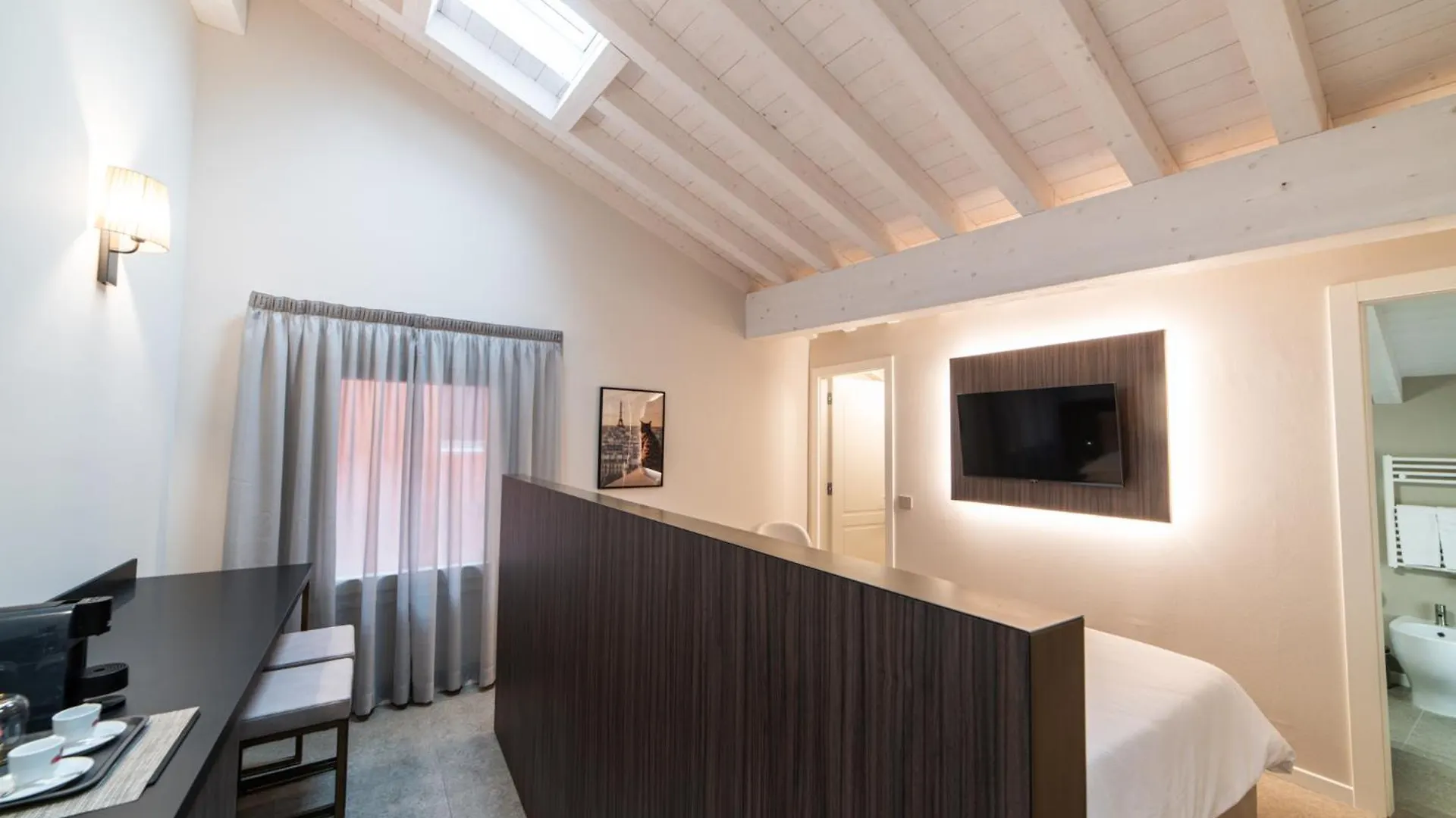 Guest house Modena Relax Luxury Rent Rooms