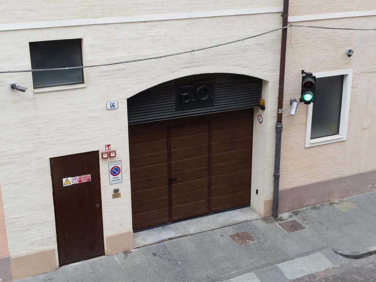 Modena Relax Luxury Rent Rooms 0*,